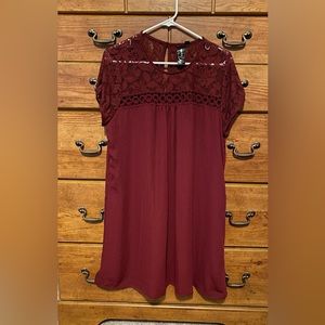Trixxi cocktail dress size XL runs very small - MAROON